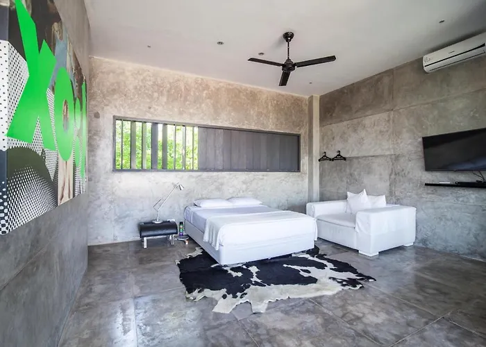 Modern 4bd With Pool Villa