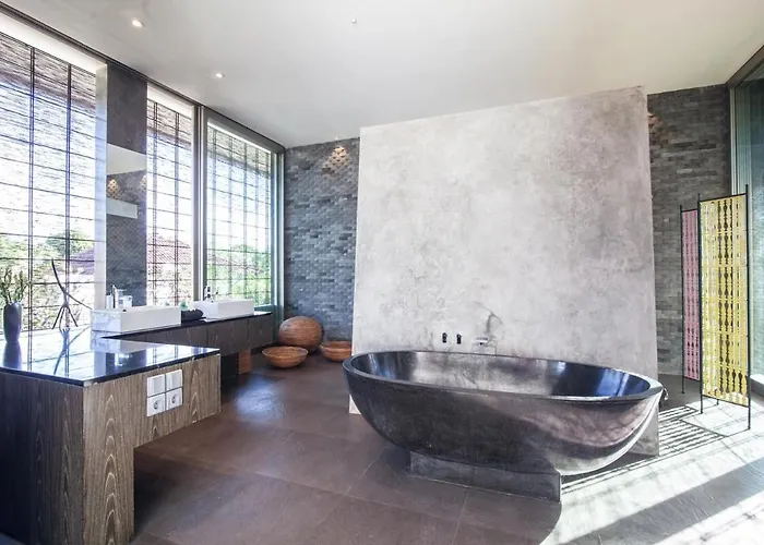 Villa Modern 4bd With Pool *