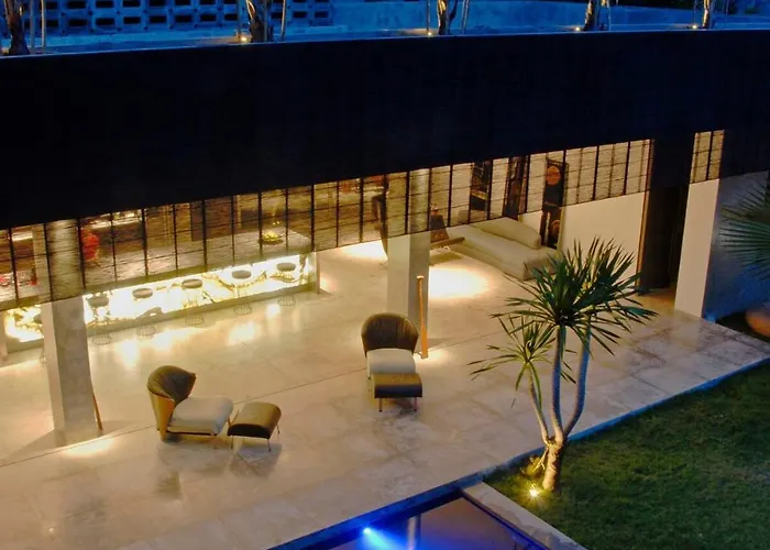 Modern 4bd With Pool *